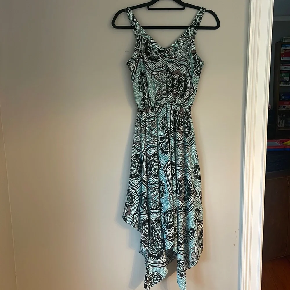 H&M Handkerchief Asymmetrical Dress Size 6 - Picture 2 of 9